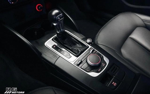 imagem-https://www.socarrao.com.br/sc-vehicle-images-prod/2781100/1790952593209-8276873_0_B_9283eb259b.jpeg