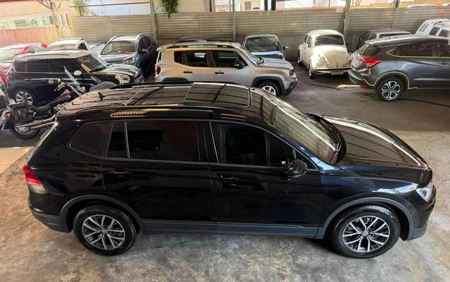 imagem-https://www.socarrao.com.br/sc-vehicle-images-prod/2781122/1788976035345-8302124_11_B_75f22509e7.jpeg
