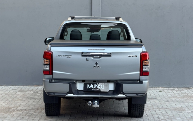 imagem-https://www.socarrao.com.br/sc-vehicle-images-prod/2781184/1784666364218-be784999-7b54-4fbe-bf4f-0291c39143b4.jpg