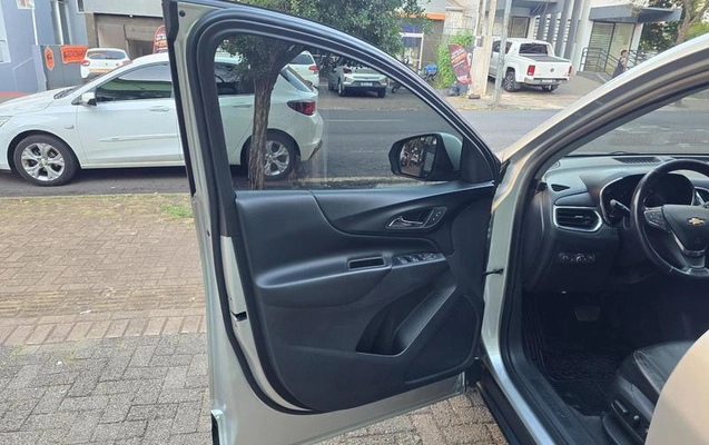 imagem-https://www.socarrao.com.br/sc-vehicle-images-prod/2781185/1785877886939-8276912_11_B_e5e1c2a055.jpeg