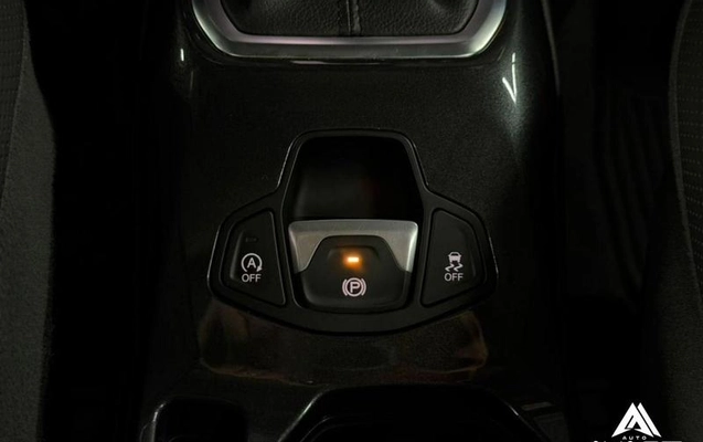 imagem-https://www.socarrao.com.br/sc-vehicle-images-prod/2781191/1790003527223-8298897_6_B_b01046ca74.jpeg