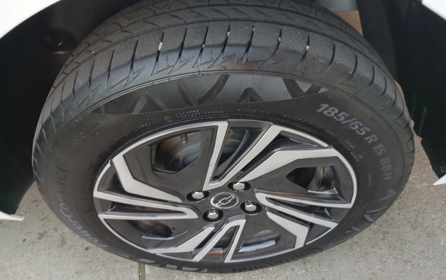 imagem-https://www.socarrao.com.br/sc-vehicle-images-prod/2781193/1784666452094-MTc4NDY2NTgwNTA1MTQ1OTEyNjUyNDk0MTEzNjY3NTAuanBn.jpg