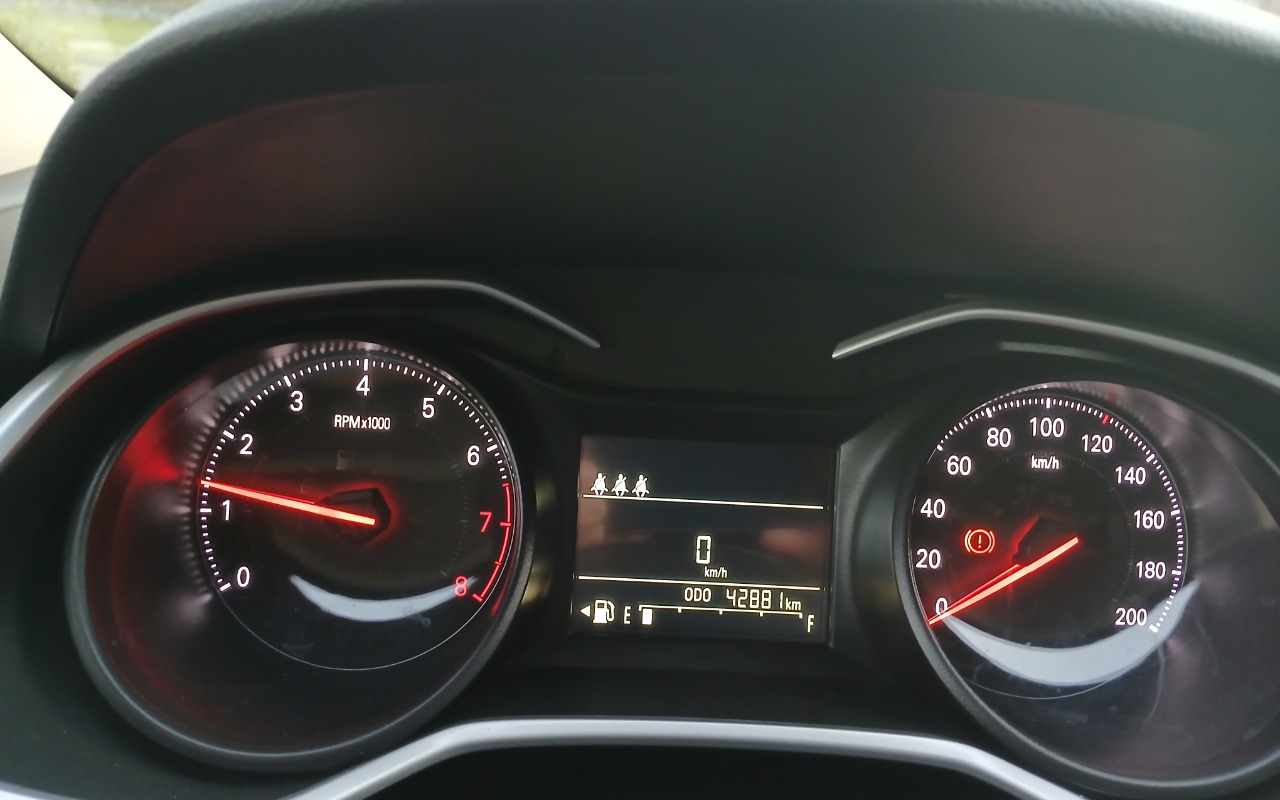 imagem-https://www.socarrao.com.br/sc-vehicle-images-prod/2781193/1784666452573-MTc4NDY2NTg5NTQ3NDkzMTc5NzA5MjI2MDUwMjI0MC5qcGc.jpg