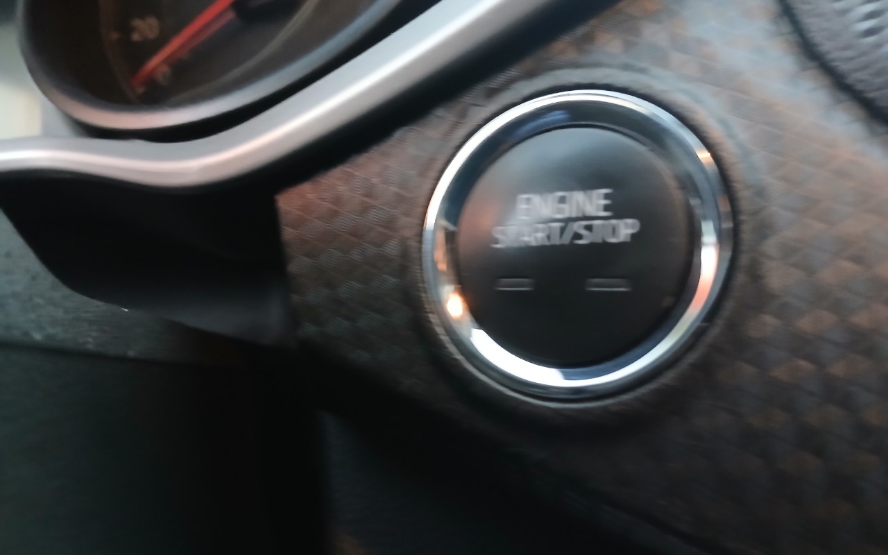 imagem-https://www.socarrao.com.br/sc-vehicle-images-prod/2781193/1784666454194-MTc4NDY2NjM2OTMwNjYyMjk2MTA0NTcxMDMxNjg5NzUuanBn.jpg