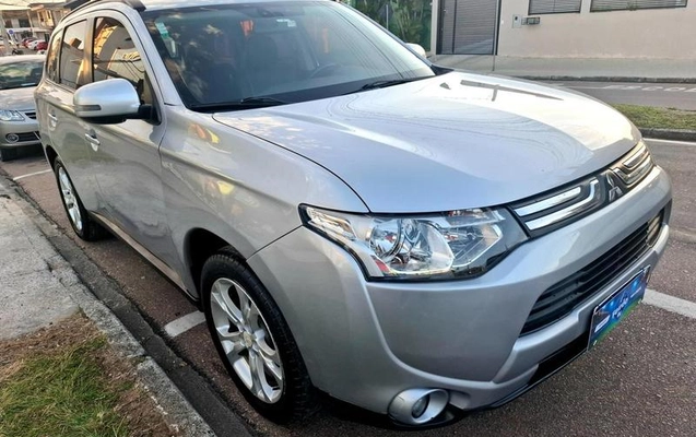 imagem-https://www.socarrao.com.br/sc-vehicle-images-prod/2781214/1784666763536-8302208_3_B_80e2b24d6e.jpeg