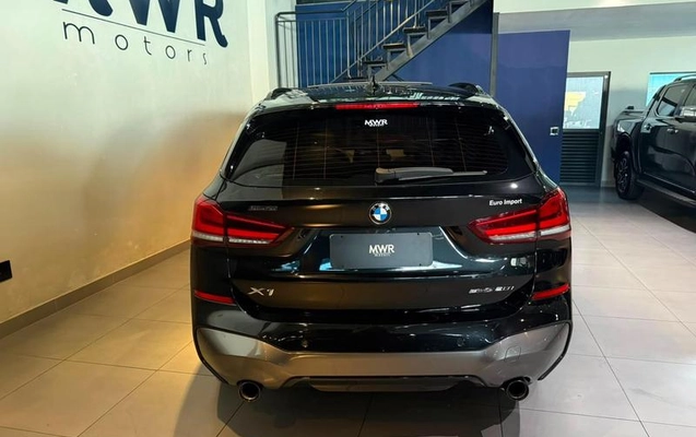 imagem-https://www.socarrao.com.br/sc-vehicle-images-prod/2781221/1789150543150-8294827_3_B_9303ad82b9.jpeg