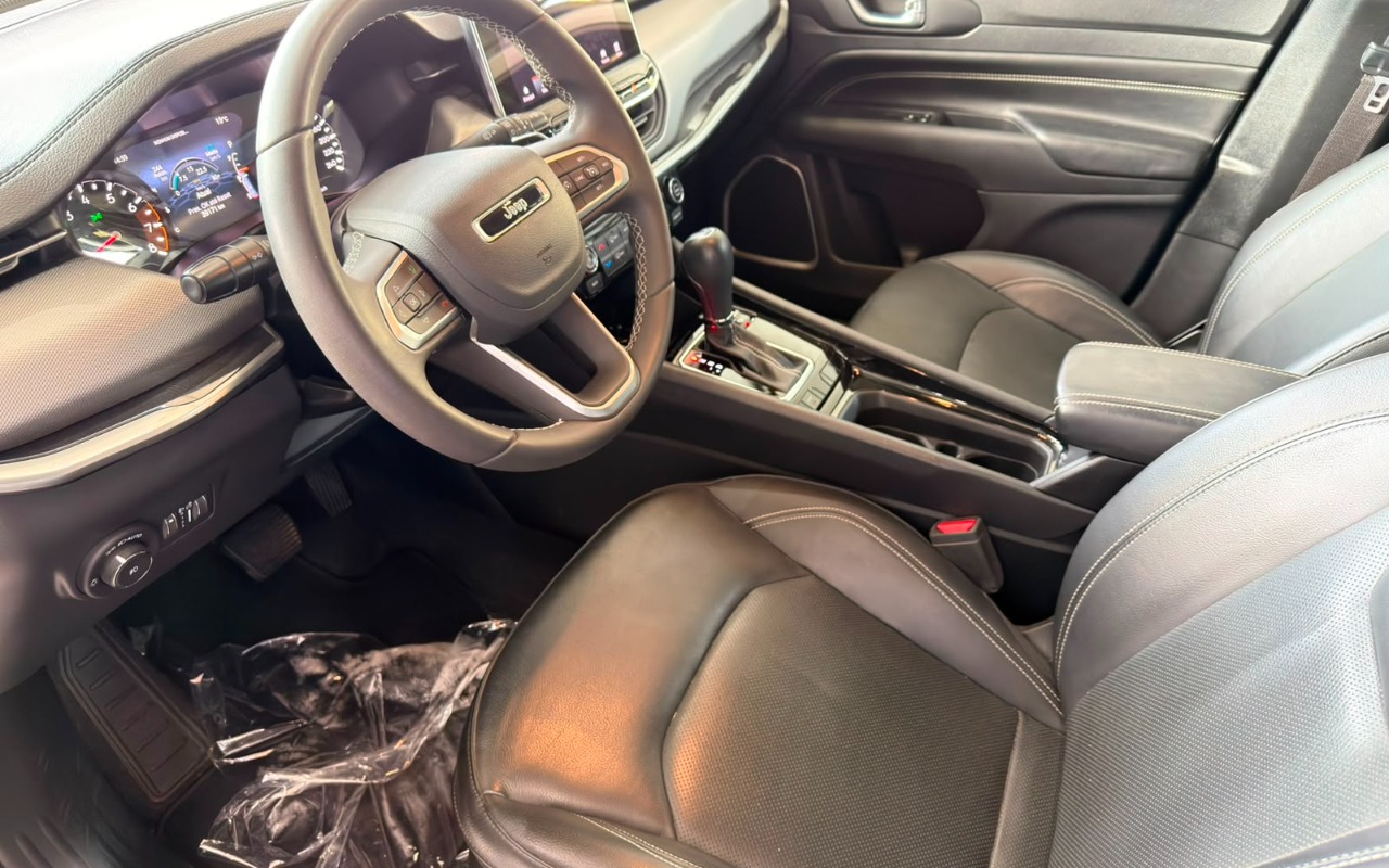 imagem-https://www.socarrao.com.br/sc-vehicle-images-prod/2781545/1784667630828-V2hhdHNBcHAgSW1hZ2UgMjAyNi0wNy0yMSBhdCAxNi4xMy4zMyAoMSkuanBlZw.jpeg