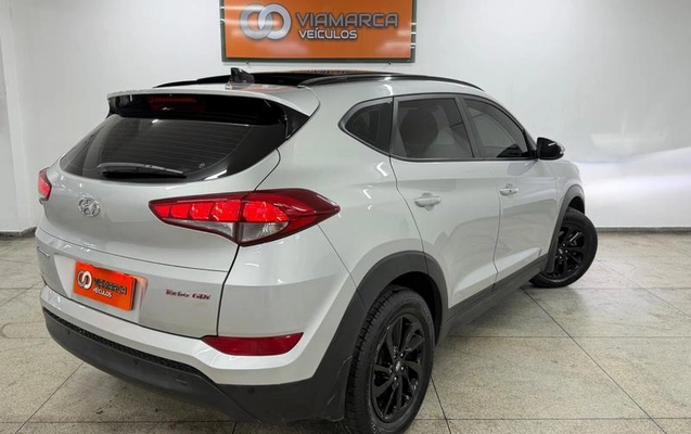 imagem-https://www.socarrao.com.br/sc-vehicle-images-prod/2781566/1787577360787-8302224_3_B_4931a0af87.jpeg