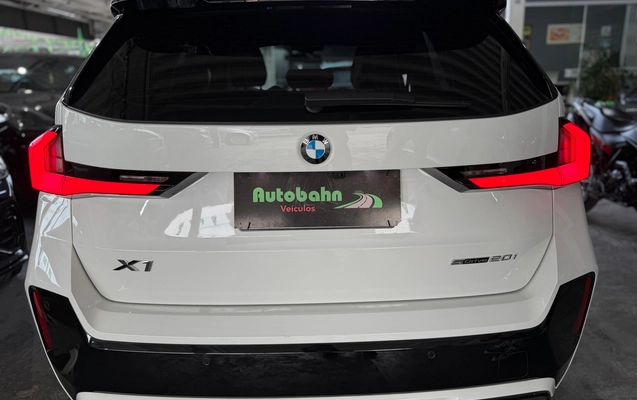 imagem-https://www.socarrao.com.br/sc-vehicle-images-prod/2781663/1787971408012-0dd578a0-eb7a-49b9-873b-c27be4cc58a6.jpg