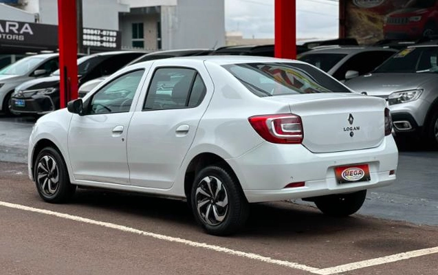 imagem-https://www.socarrao.com.br/sc-vehicle-images-prod/2781698/1785160870742-1785160789420.7.jpg