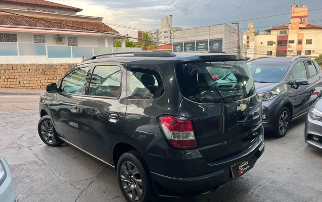 imagem-https://www.socarrao.com.br/sc-vehicle-images-prod/2782047/1789585060001-gb-b09261f.jpeg