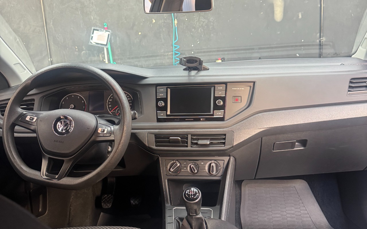 imagem-https://www.socarrao.com.br/sc-vehicle-images-prod/2784414/1784679103022-SU1HXzAyOTIuanBlZw.jpeg