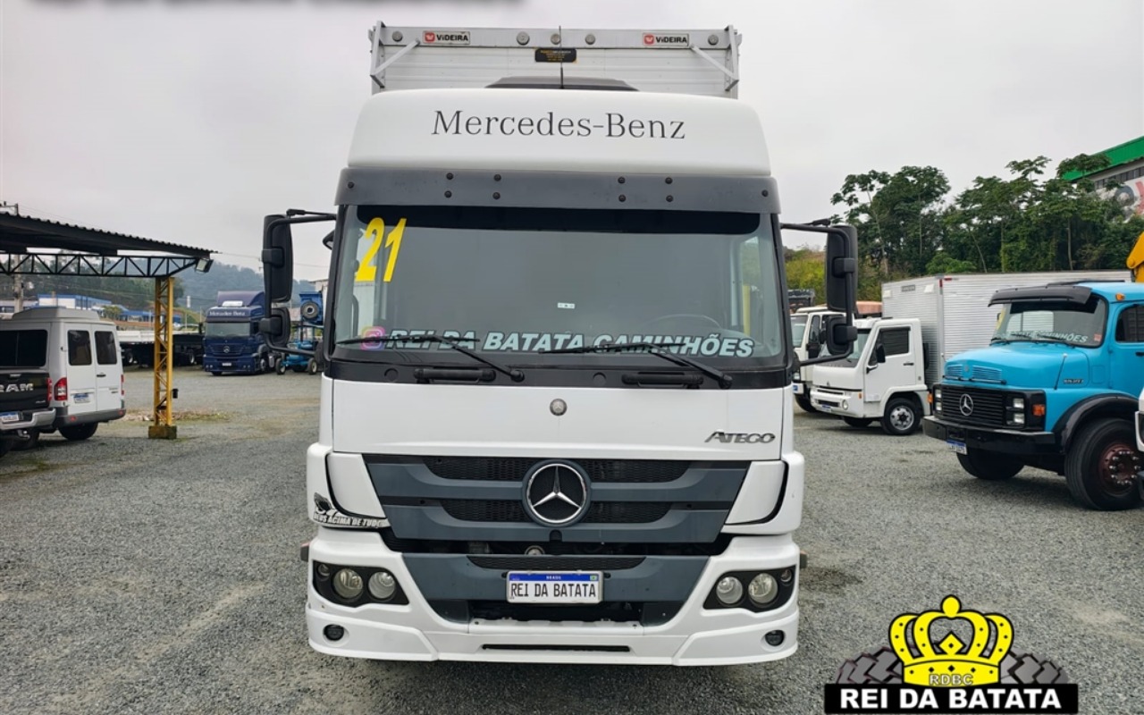 imagem-https://www.socarrao.com.br/sc-vehicle-images-prod/2795678/1784720390485-Mi5qcGc.jpg