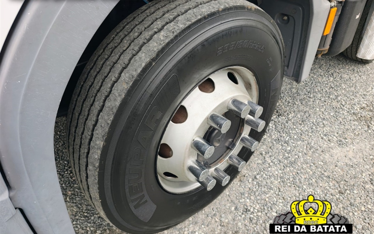 imagem-https://www.socarrao.com.br/sc-vehicle-images-prod/2795678/1784720391724-MTYuanBn.jpg