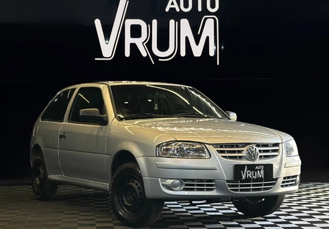 Volkswagen Gol City 1.0 Mi 8V 2p 2014 Prata — foto 1 de 3