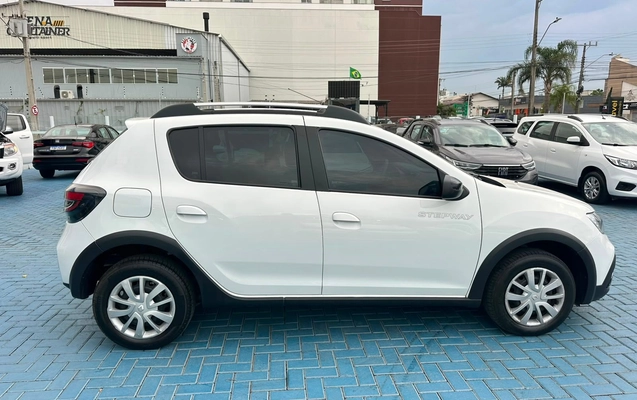 imagem-https://www.socarrao.com.br/sc-vehicle-images-prod/2796496/1788898152468-d521ff964ad544198d4c46ce4c55ecba_1784724372574.jpg