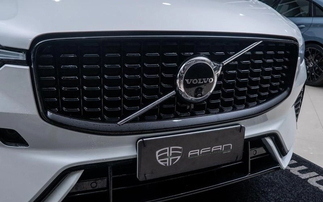 imagem-https://www.socarrao.com.br/sc-vehicle-images-prod/2796952/1785175695673-8303309_3_B_f1981580f5.jpeg