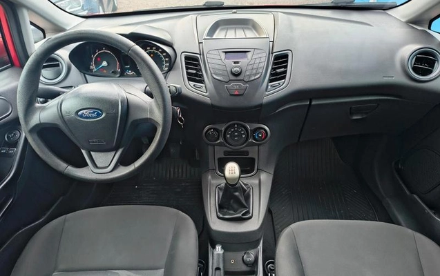 imagem-https://www.socarrao.com.br/sc-vehicle-images-prod/2796959/1784727535968-8244367_0_B_91c7818407.jpeg