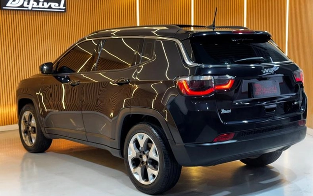 imagem-https://www.socarrao.com.br/sc-vehicle-images-prod/2797170/1786535961121-8238891_23_B_a5e71bc2aa.jpeg