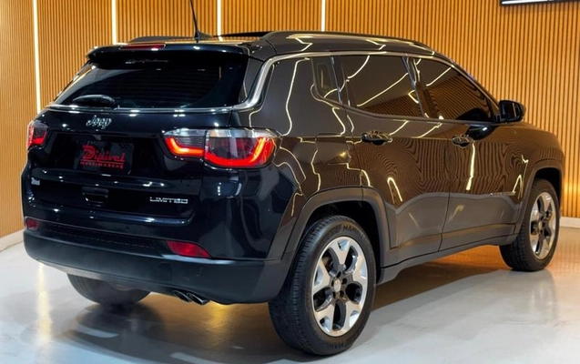 imagem-https://www.socarrao.com.br/sc-vehicle-images-prod/2797170/1786535961125-8238891_24_B_e1f1ad482b.jpeg