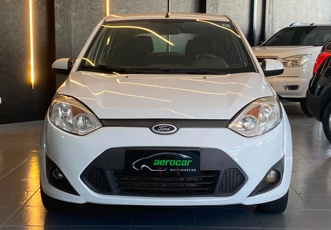 Ford Fiesta 2013 Branco — foto 1 de 3