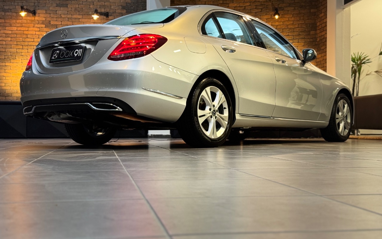 imagem-https://www.socarrao.com.br/sc-vehicle-images-prod/2797267/1784729098164-SU1HXzAwMzkuanBlZw.jpeg
