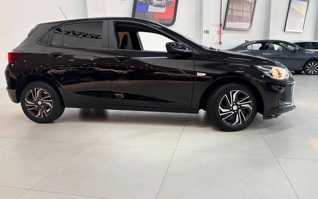 imagem-https://www.socarrao.com.br/sc-vehicle-images-prod/2797277/1788282389313-8303480_5_B_81f201884f.jpeg