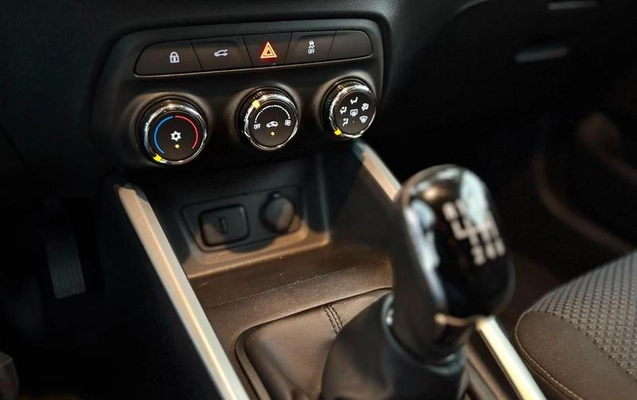 imagem-https://www.socarrao.com.br/sc-vehicle-images-prod/2797277/1788282389324-8303480_7_B_aa184c961b.jpeg