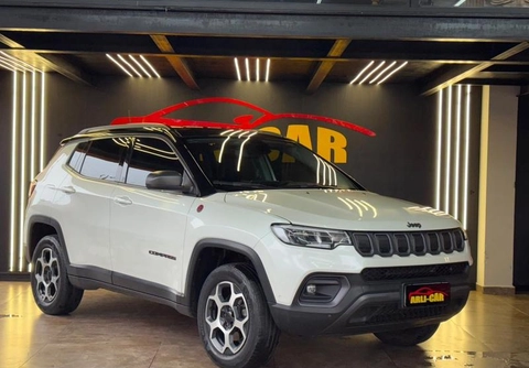 Jeep Compass 2022 Branco — foto 1 de 3