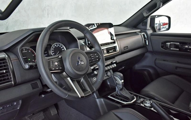 imagem-https://www.socarrao.com.br/sc-vehicle-images-prod/2797580/1784734801093-8303098_4_B_400d1576cf.jpeg