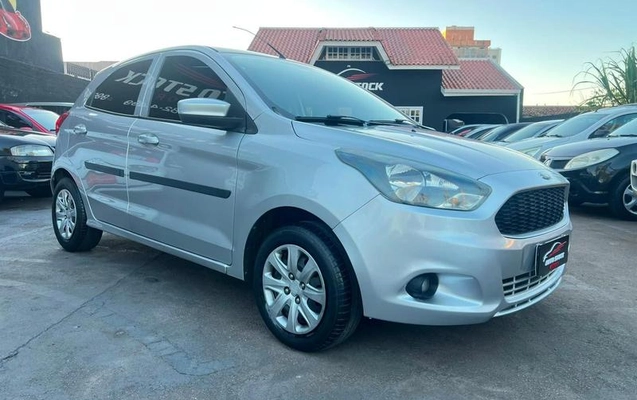 imagem-https://www.socarrao.com.br/sc-vehicle-images-prod/2797890/1784732222168-8303608_7_B_9e7c8cea83.jpeg