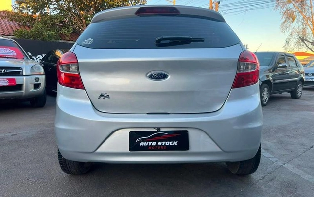 imagem-https://www.socarrao.com.br/sc-vehicle-images-prod/2797890/1784732222170-8303608_0_B_5269a87ab5.jpeg