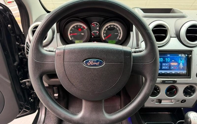imagem-https://www.socarrao.com.br/sc-vehicle-images-prod/2797984/1790093306005-8217230_12_B_22d48ff453.jpeg