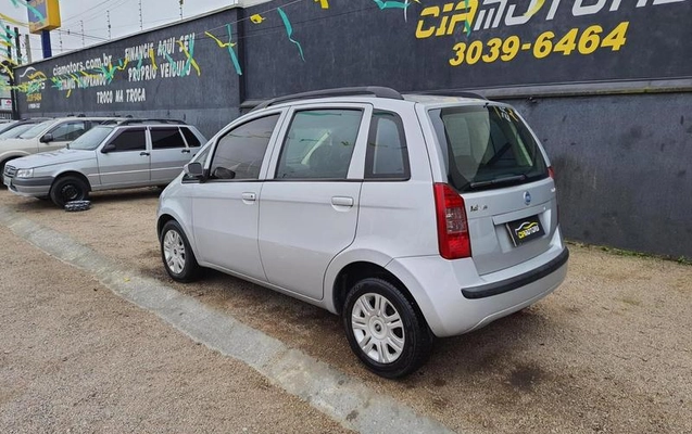 imagem-https://www.socarrao.com.br/sc-vehicle-images-prod/2798001/1788981960397-8303899_8_B_89d26a3d83.jpeg