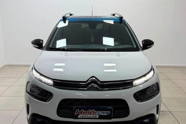 imagem-https://www.socarrao.com.br/sc-vehicle-images-prod/2798525/1787581657269-8304109_0_B_42d8b6aab3.jpeg