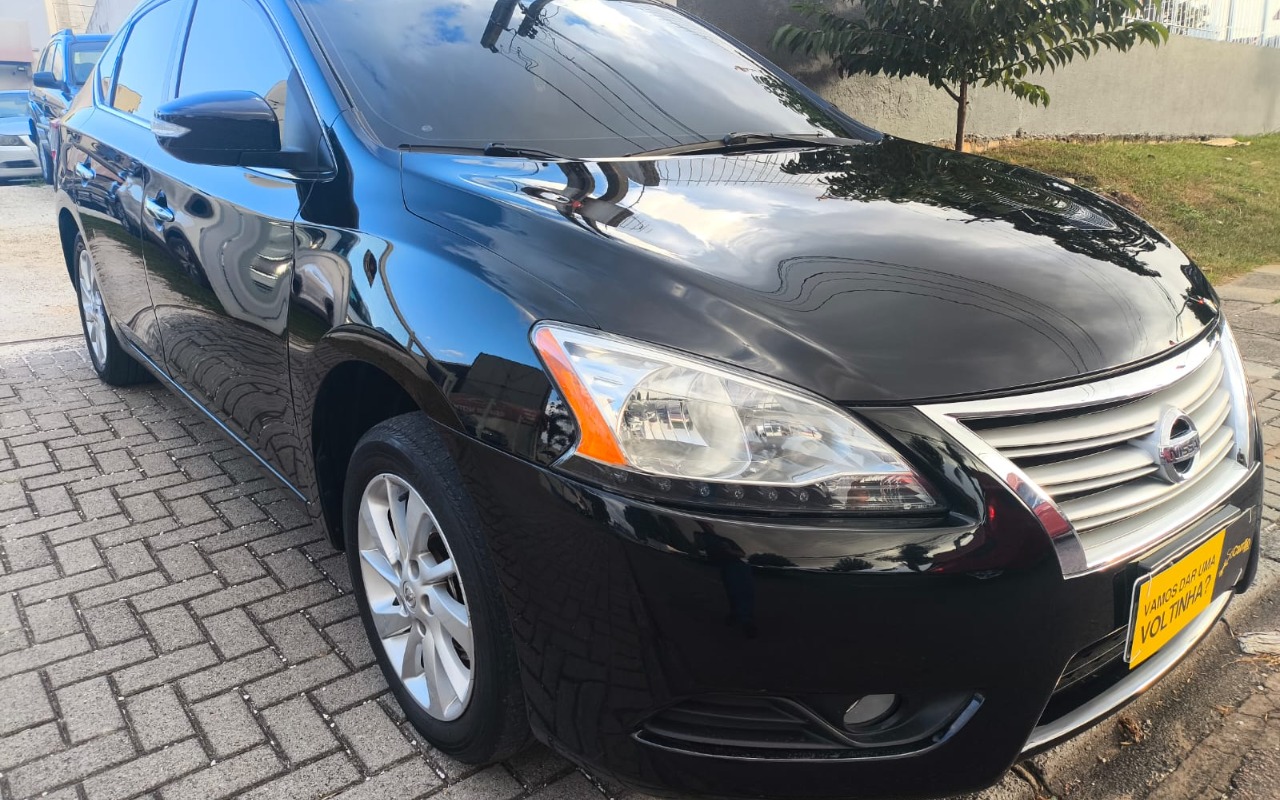 imagem-https://www.socarrao.com.br/sc-vehicle-images-prod/2798647/1784742269735-YmMzNjliOTAtMDcwYy00M2IzLTgxODEtNGExZTU2NGQ4Zjc5LmpwZw.jpg
