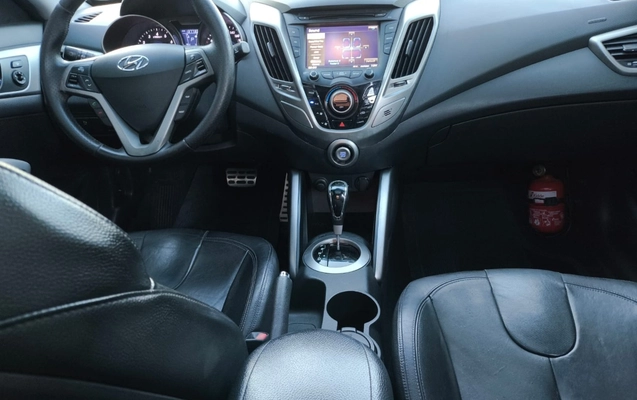 imagem-https://www.socarrao.com.br/sc-vehicle-images-prod/2798796/1784742211452-ZjRkY2E3YzYtNzBkMS00NGVjLWIxNzktYzliZjA2MWE5MmRkLmpwZw.jpg