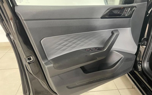 imagem-https://www.socarrao.com.br/sc-vehicle-images-prod/2799015/1789397866557-8233296_16_B_5ccecf8676.jpeg
