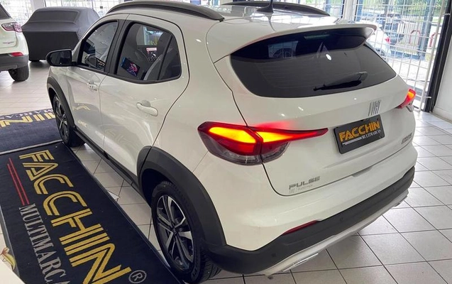 imagem-https://www.socarrao.com.br/sc-vehicle-images-prod/2799033/1789148746463-8303831_15_B_a4559279ba.jpeg