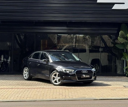 Audi A3 2018 Preto — foto 1 de 3