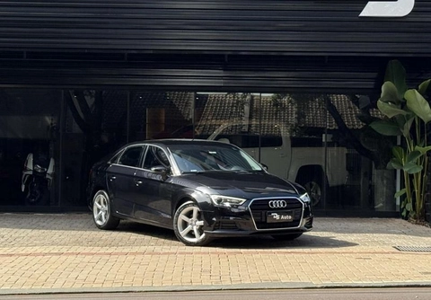 Audi A3 2018 Preto — foto 1 de 3