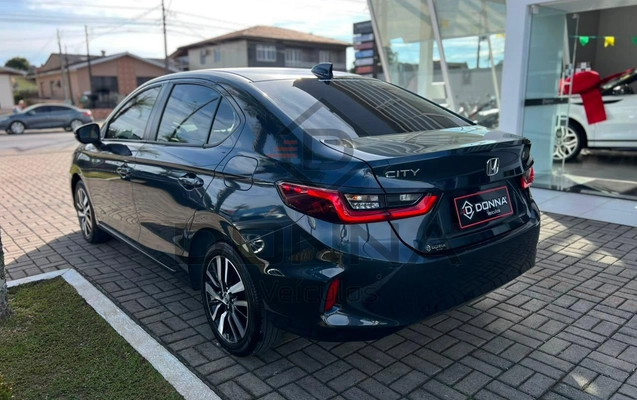 imagem-https://www.socarrao.com.br/sc-vehicle-images-prod/2799333/1787570728002-77e42688e25f418ba1ea88e36fd261b9_1784739940325.jpg