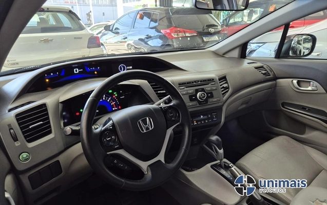 imagem-https://www.socarrao.com.br/sc-vehicle-images-prod/2799466/1784740840074-635ff566-3f36-4111-bf7a-a92540fda39b20260722124157.jpeg