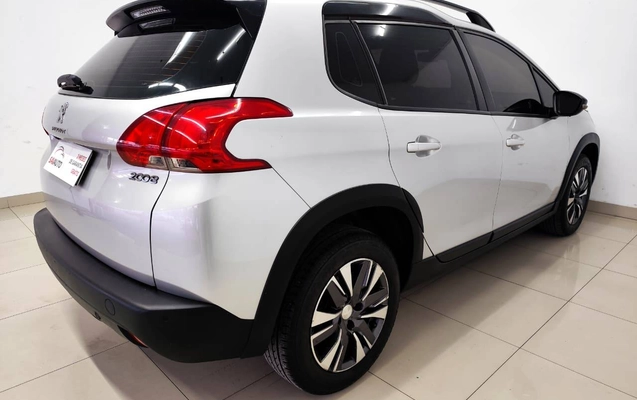 imagem-https://www.socarrao.com.br/sc-vehicle-images-prod/2799573/1786737901627-8731f2444b9b470b9c972ef5fd4c9405_1783950825063.jpg
