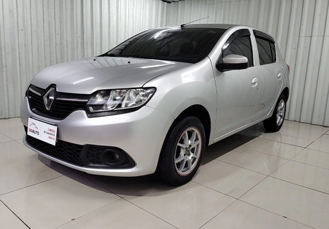 Renault Sandero 2019 Prata — foto 1 de 3