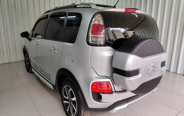 imagem-https://www.socarrao.com.br/sc-vehicle-images-prod/2799689/1786738319294-70b698eaed534997a7de15dcf36ac0d8_1781116921420.jpg