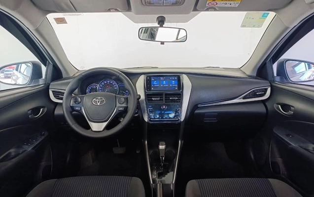 imagem-https://www.socarrao.com.br/sc-vehicle-images-prod/2799711/1786737791351-25fa824a583e43069ab42a394594e632_1779814927388.jpg
