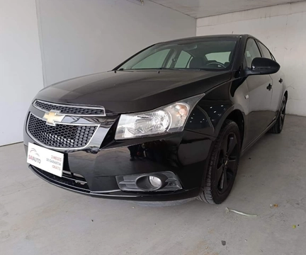Chevrolet Cruze 2013 Preto — foto 1 de 3