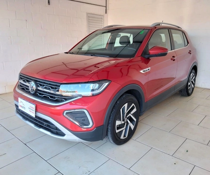 Volkswagen T-Cross 2025 Vermelho — foto 1 de 3
