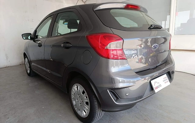 imagem-https://www.socarrao.com.br/sc-vehicle-images-prod/2799749/1789483021968-757bab9bffc143849aa1cc800b7346a1_1777486477101.jpg
